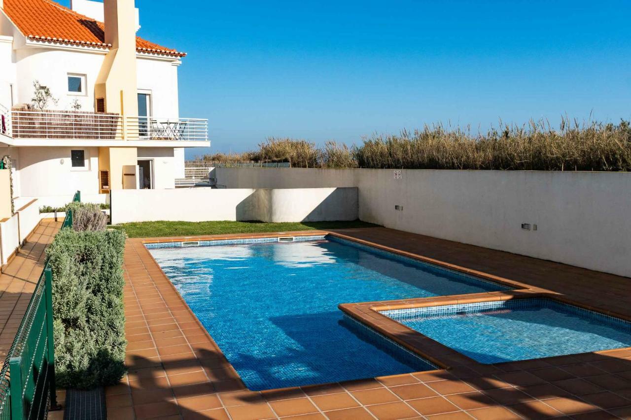 Apartments Baleal: Sunshine By The Pool Ferrel  Bagian luar foto